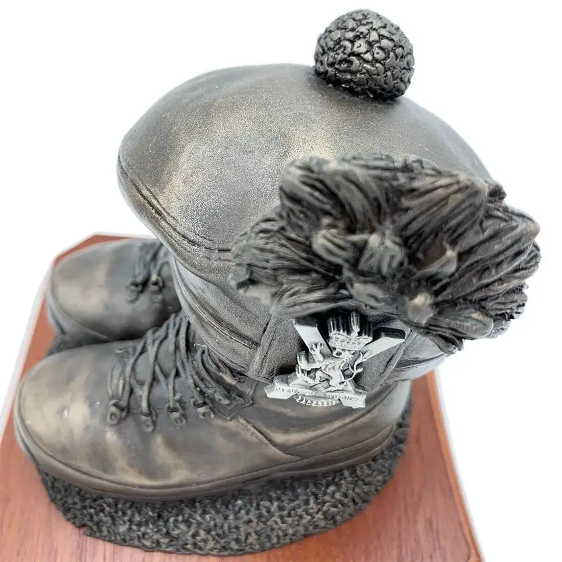 Boots and Tam O'Shanter Statue - Image 5
