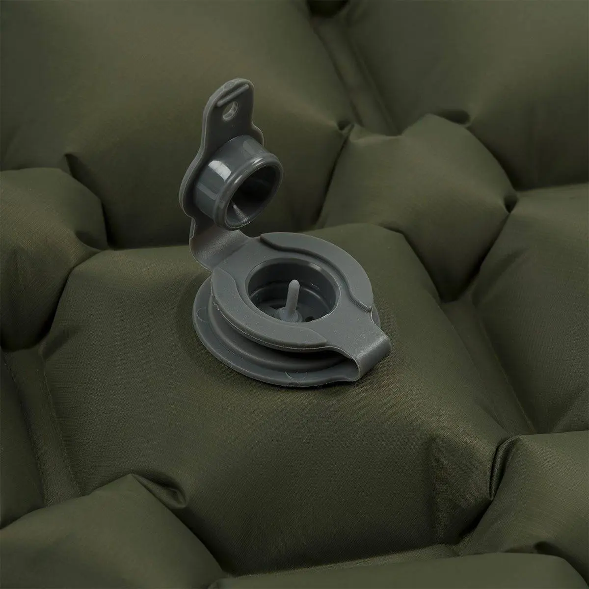 Highlander Nap-Pak Primaloft Inflatable Sleeping Mat Olive Green - Image 3