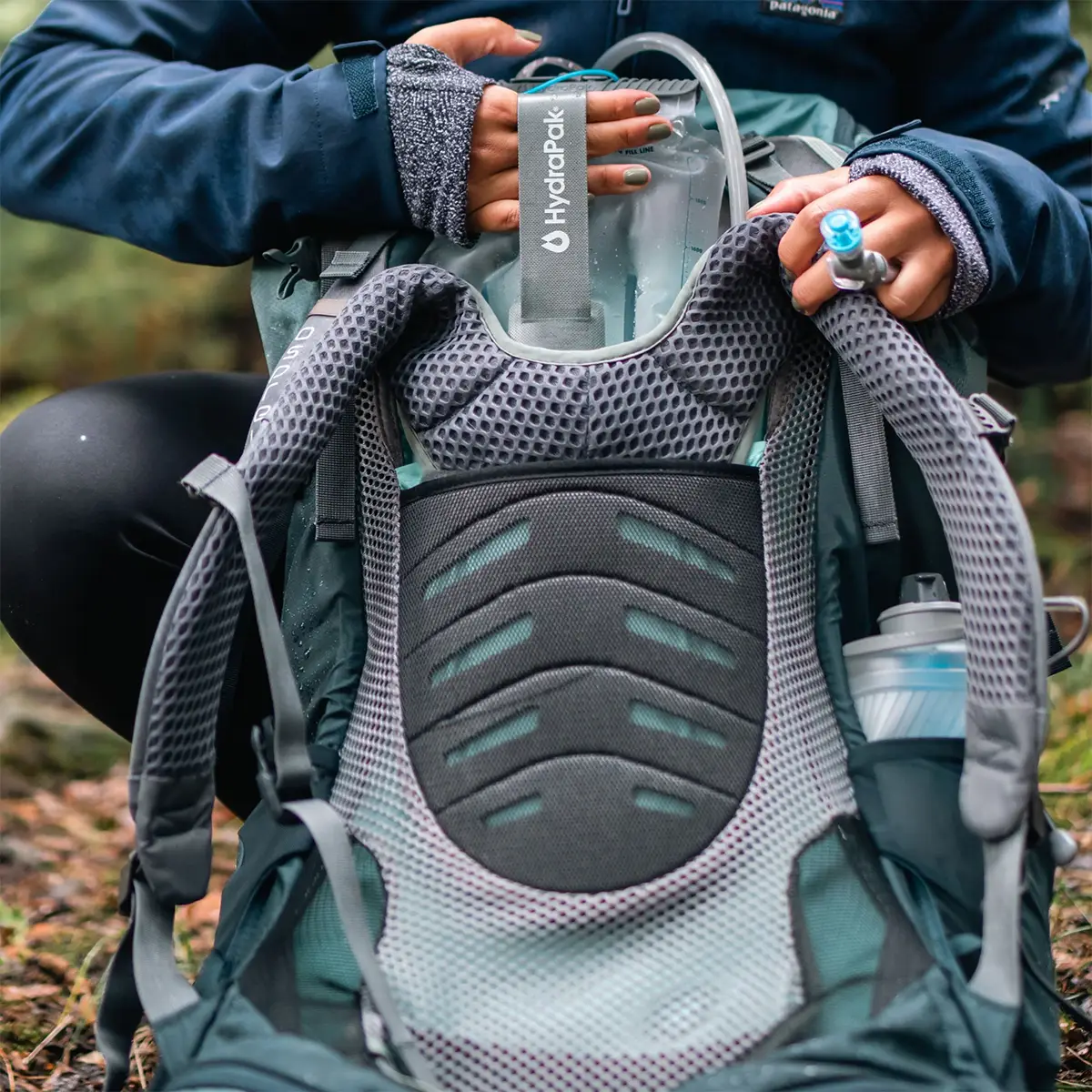 HydraPak Contour Clear Water Reservoir - Image 5