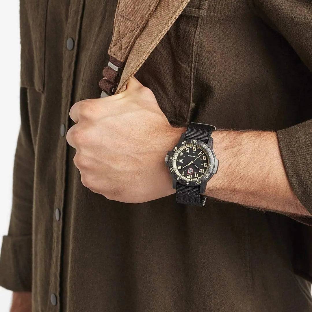 Luminox Leatherback Sea Turtle Giant 0320 Series Watch Beige XS.0333 - Image 3