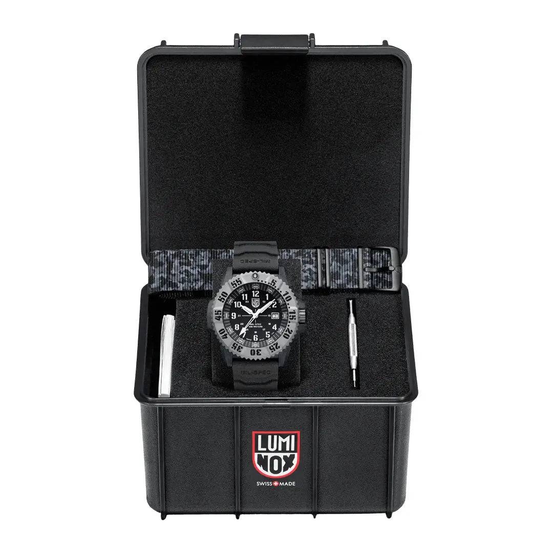 Luminox Mil-Spec 3350 Series Watch 46mm Black XL.3351.1.SET - Image 3