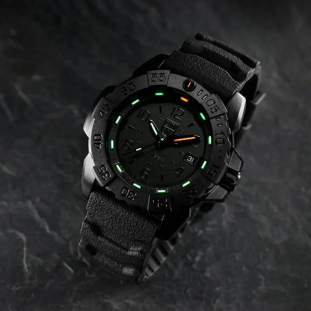Luminox Navy Seal Steel 3250 Time Date Series Black 45mm XS.3251.BO.CB - Image 3