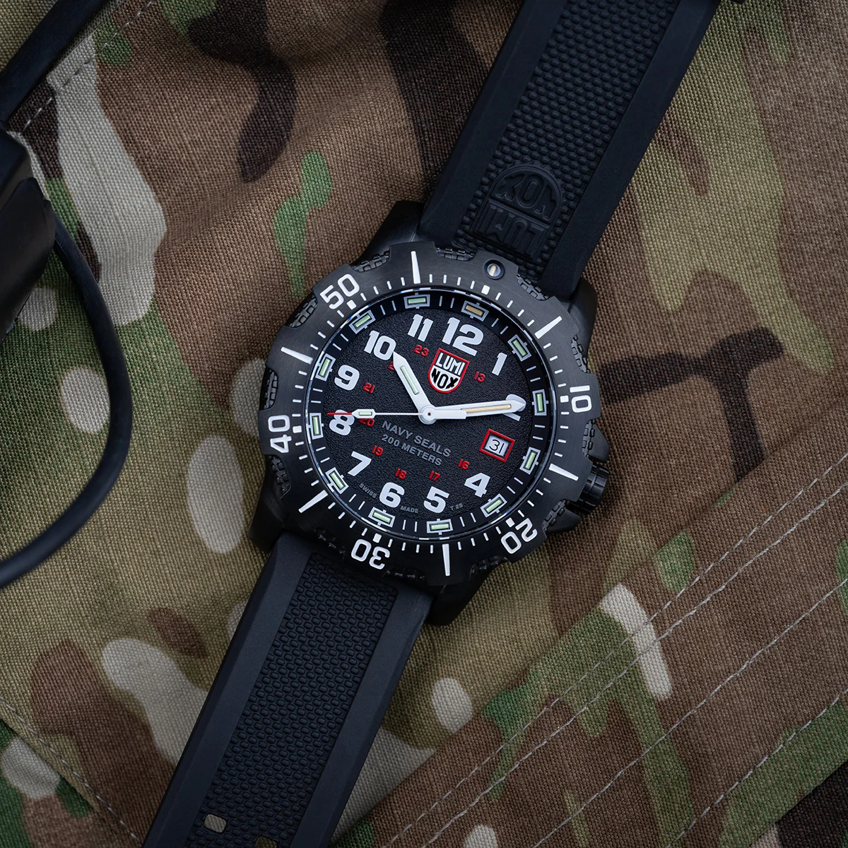 Luminox Navy Series 4230 Series Watch XS.4231.SET - Image 10