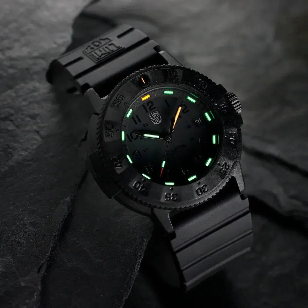 Luminox Original Navy Seal 3000 Series Watch Black 43mm XS.3001.EVO.BOS - Image 7